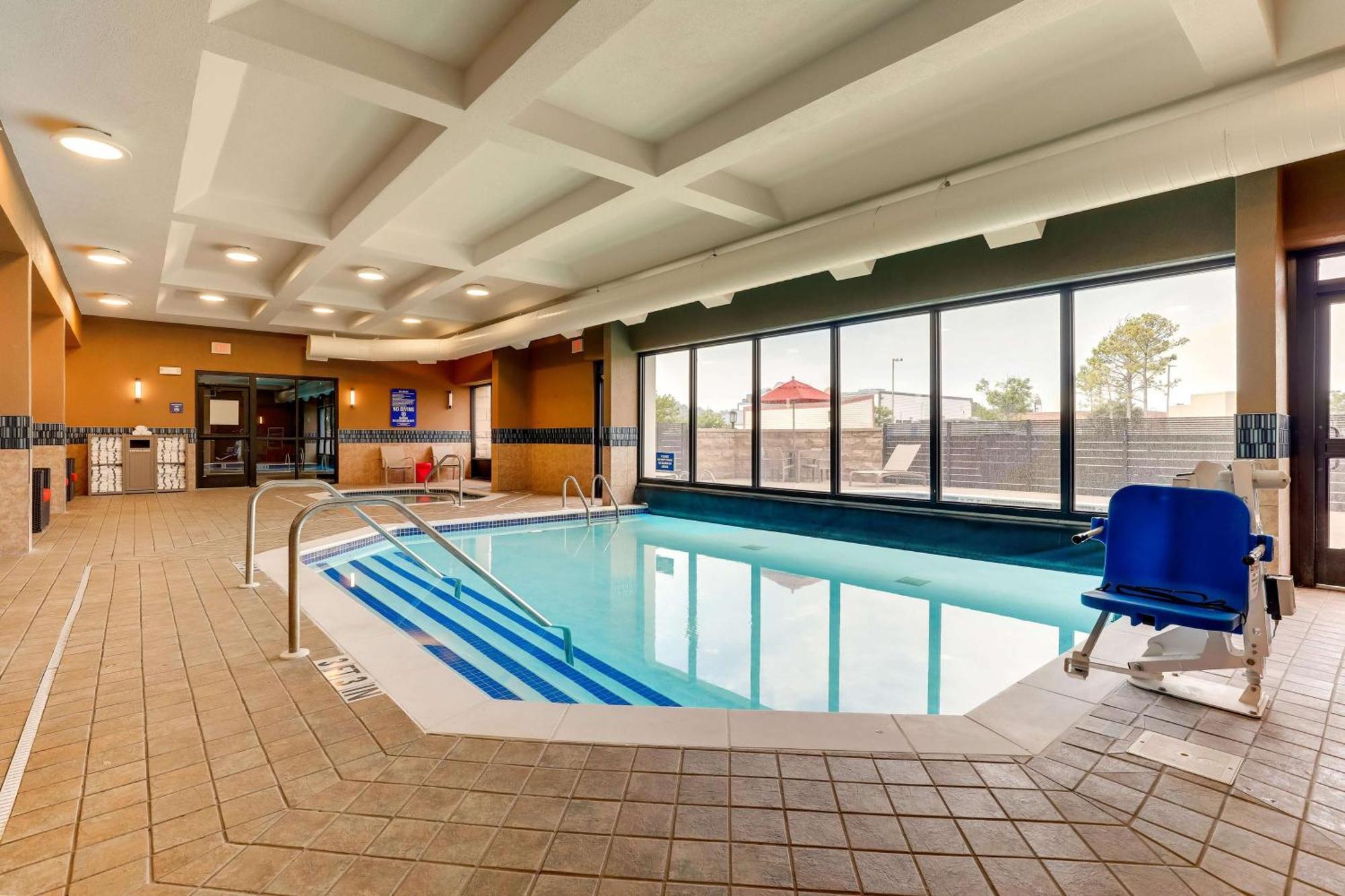 Drury Inn & Suites Birmingham Lakeshore Drive Экстерьер фото