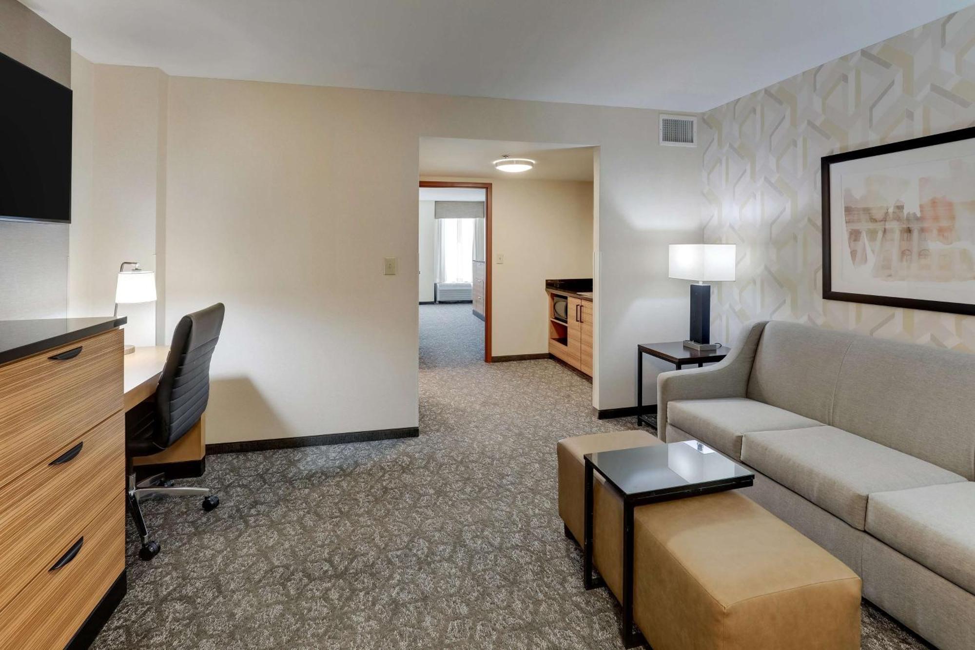 Drury Inn & Suites Birmingham Lakeshore Drive Экстерьер фото
