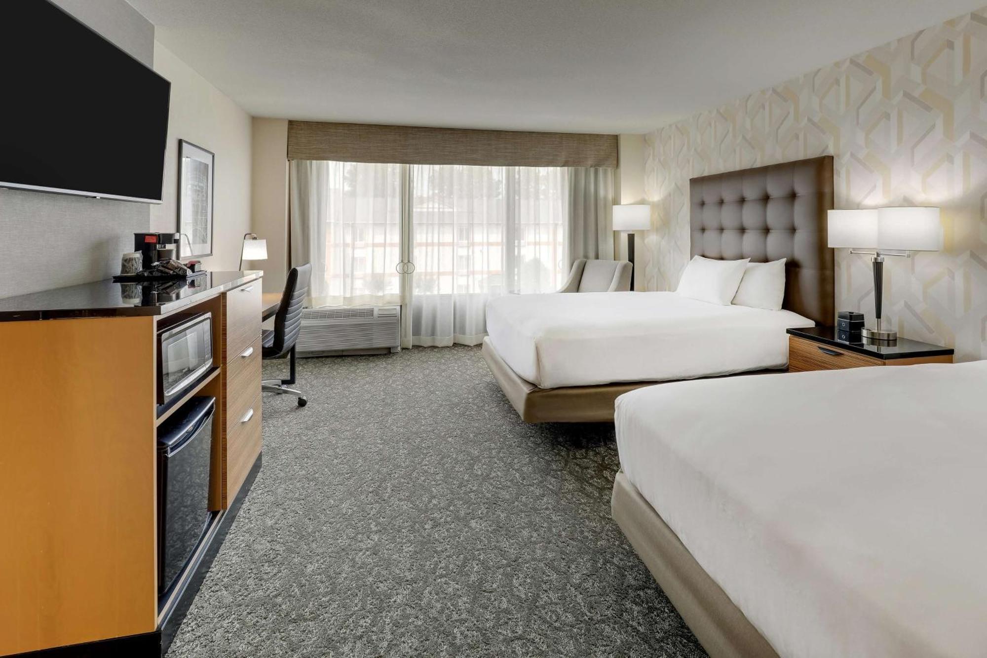 Drury Inn & Suites Birmingham Lakeshore Drive Экстерьер фото