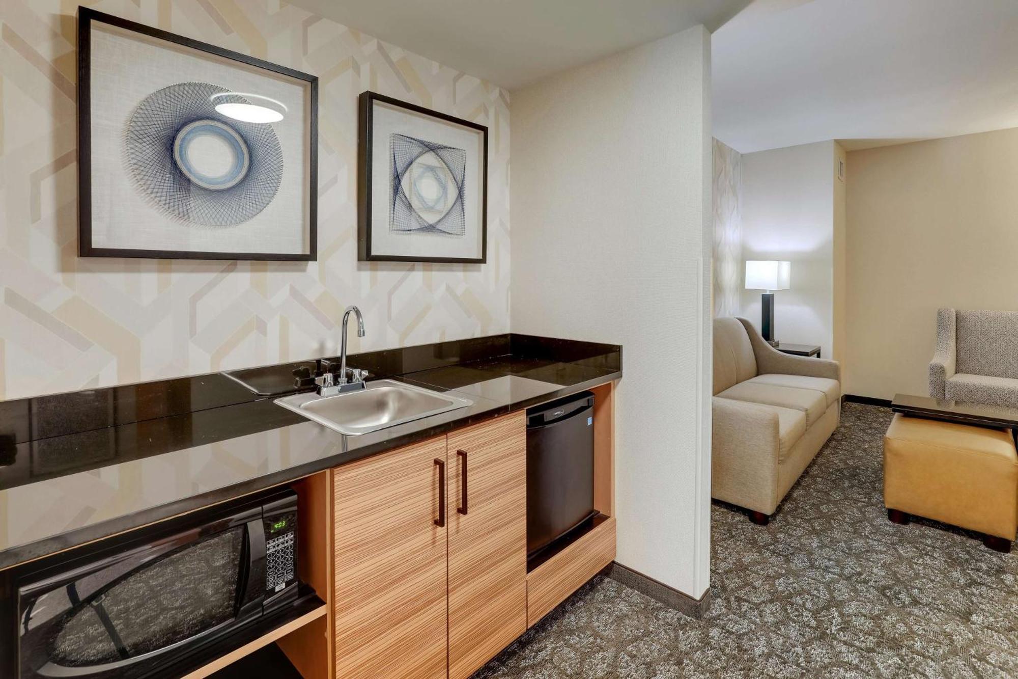 Drury Inn & Suites Birmingham Lakeshore Drive Экстерьер фото